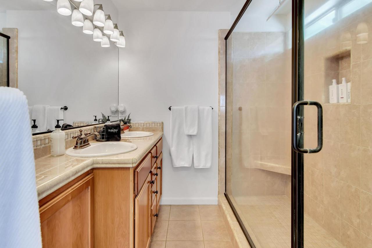 Villa Downtown Paso: Sip N Sleepz 3 Bed/2.5 Bath Paso Robles Esterno foto