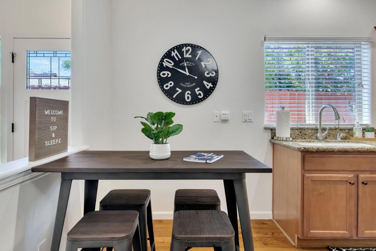Villa Downtown Paso: Sip N Sleepz 3 Bed/2.5 Bath Paso Robles Esterno foto
