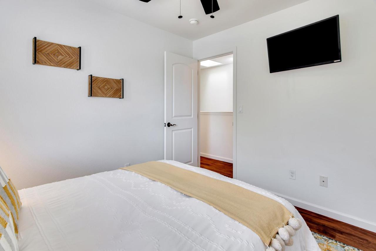 Villa Downtown Paso: Sip N Sleepz 3 Bed/2.5 Bath Paso Robles Esterno foto